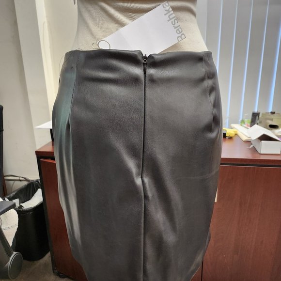 Faux Leather mini Skirt - Picture 3 of 4
